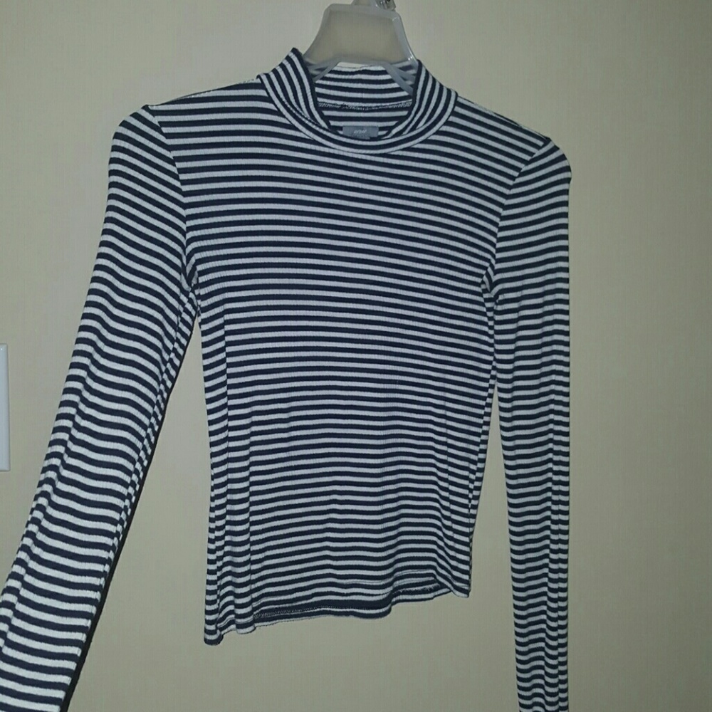 Stripped long sleeve